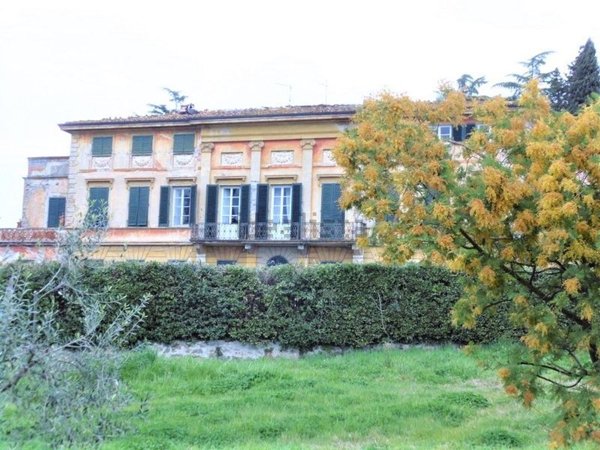 villa in vendita a Capannori