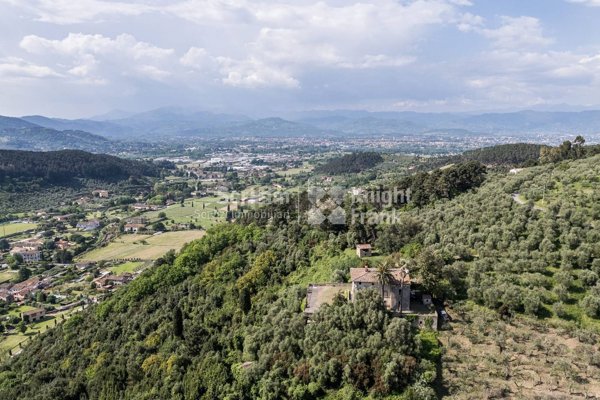 casa indipendente in vendita a Capannori