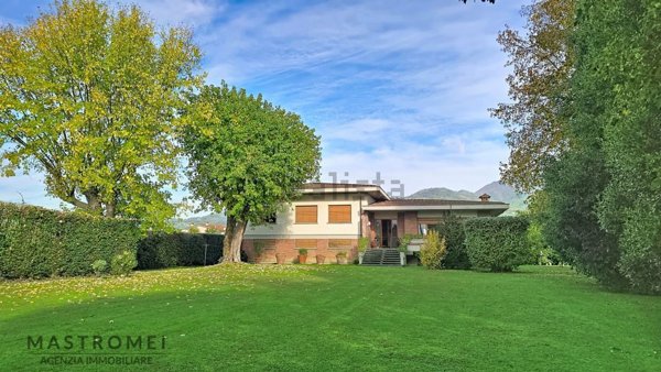 casa indipendente in vendita a Capannori