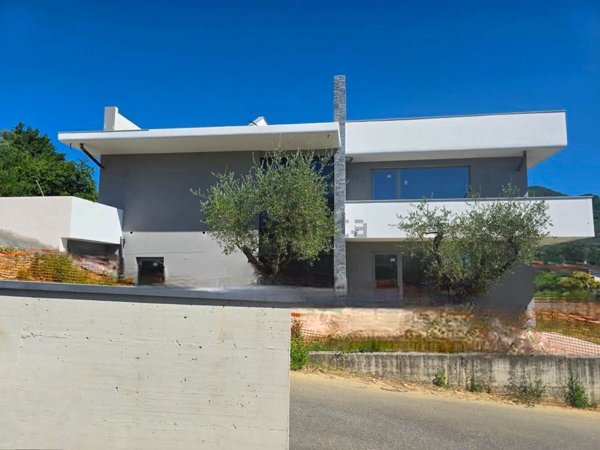 casa indipendente in vendita a Capannori in zona San Gennaro