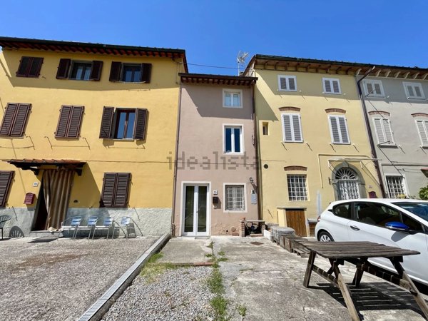 casa indipendente in vendita a Capannori