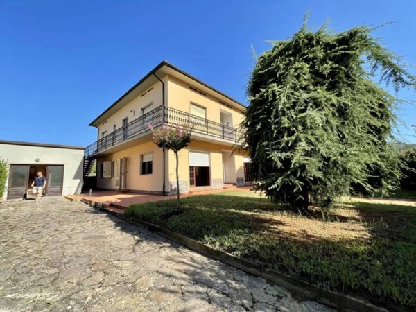casa indipendente in vendita a Capannori