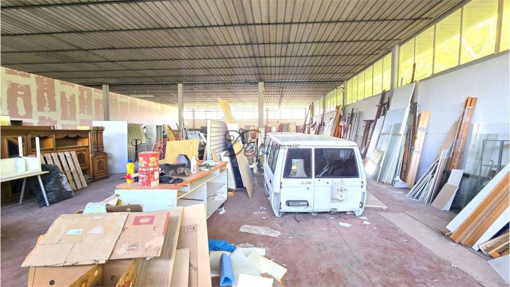 ufficio in vendita a Capannori in zona Lunata