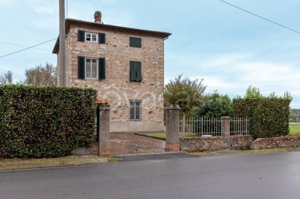 casa indipendente in vendita a Capannori