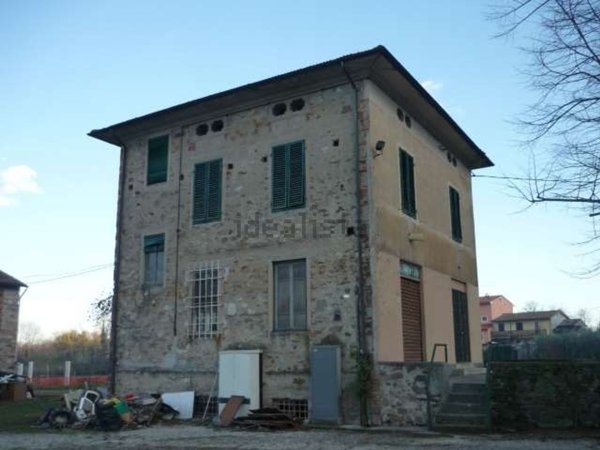 casa indipendente in vendita a Capannori