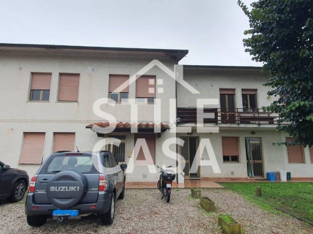 casa indipendente in vendita a Capannori in zona Lammari
