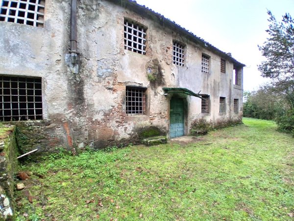 casa indipendente in vendita a Capannori