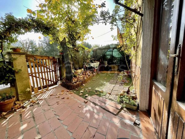 casa indipendente in vendita a Capannori