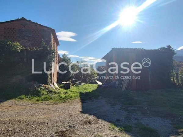 casale in vendita a Capannori