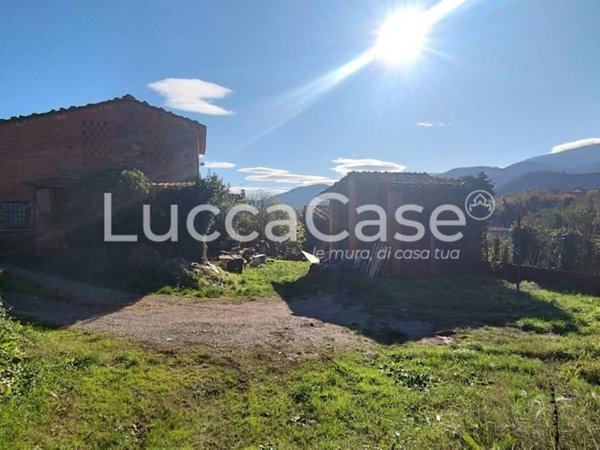 casale in vendita a Capannori