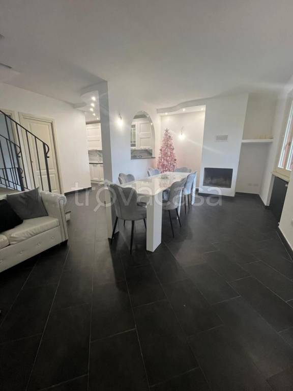 casa indipendente in vendita a Capannori in zona Castelvecchio di Compito