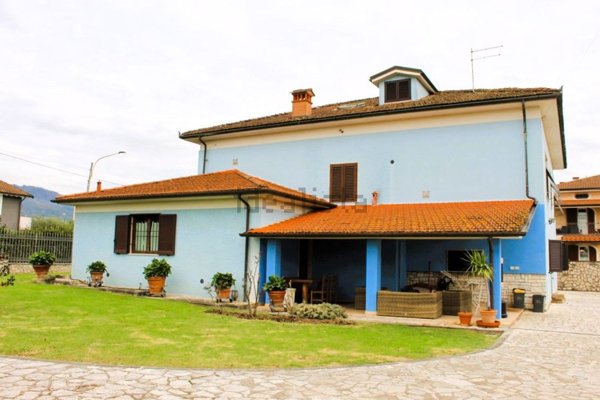 casa indipendente in vendita a Capannori in zona Lammari
