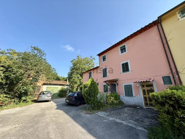 casa indipendente in vendita a Capannori