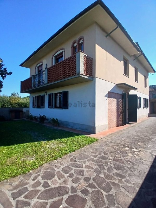 casa indipendente in vendita a Capannori