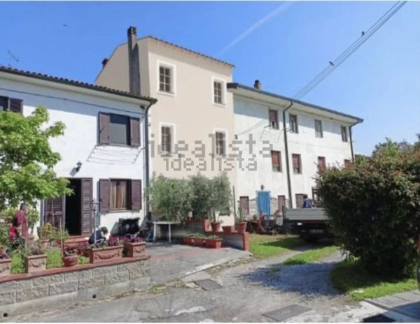 casa indipendente in vendita a Capannori