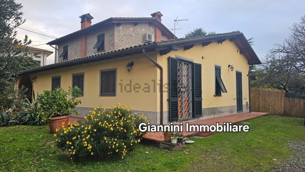 pentavano in vendita a Capannori