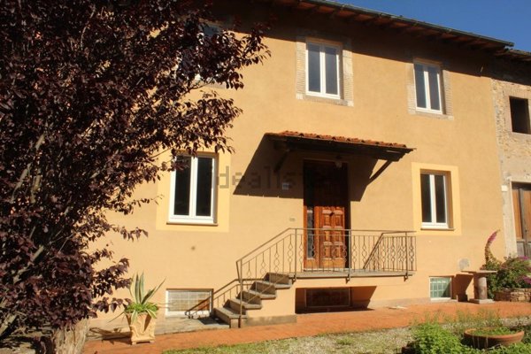 casa indipendente in vendita a Capannori in zona Guamo