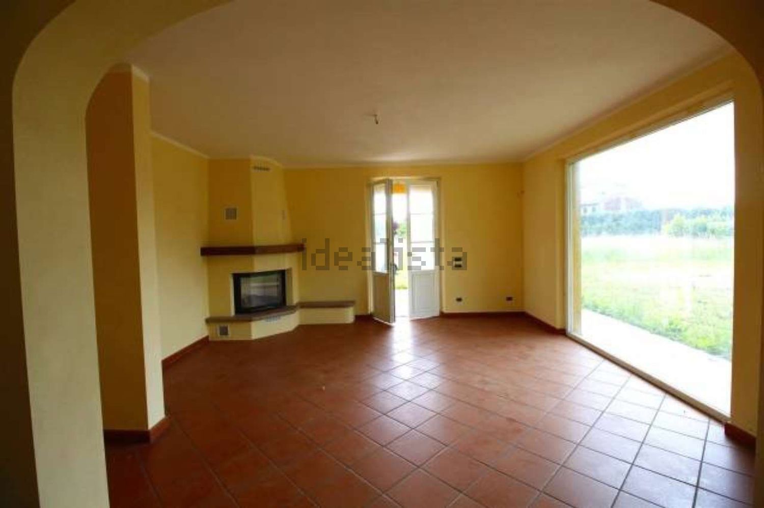 casa indipendente in vendita a Capannori in zona Lunata