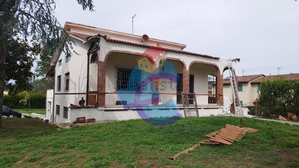 casa indipendente in vendita a Capannori