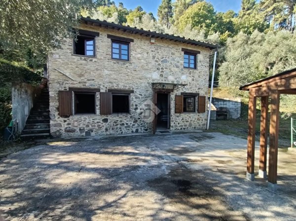 casa indipendente in vendita a Capannori