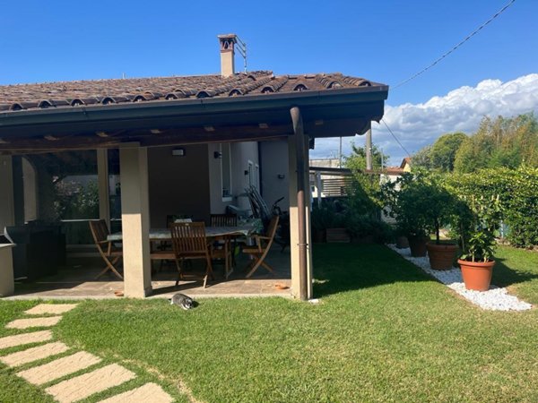 casa indipendente in vendita a Capannori