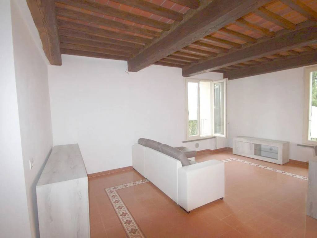 appartamento in vendita a Capannori in zona Marlia