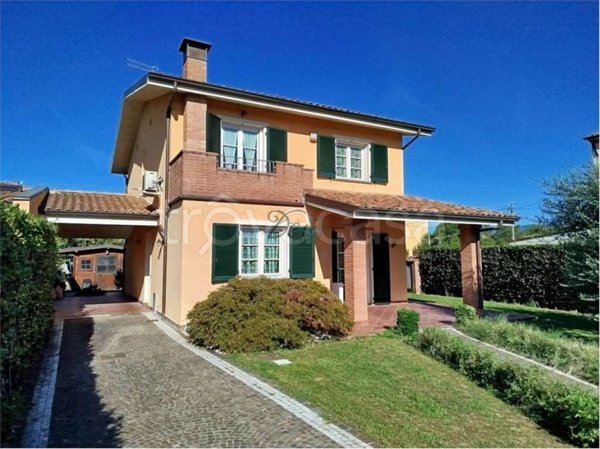 casa indipendente in vendita a Capannori in zona Lammari