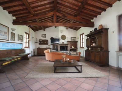 casa indipendente in vendita a Capannori in zona Vorno