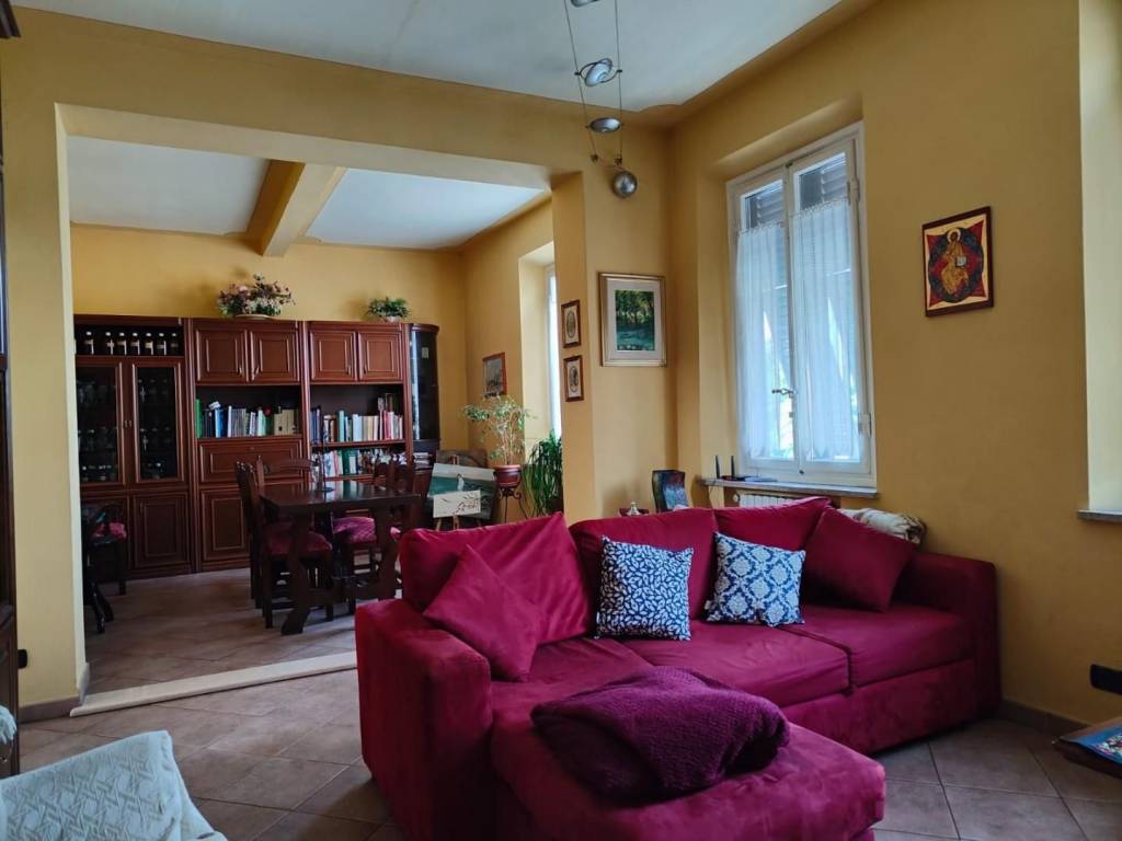 casa indipendente in vendita a Capannori in zona Lunata