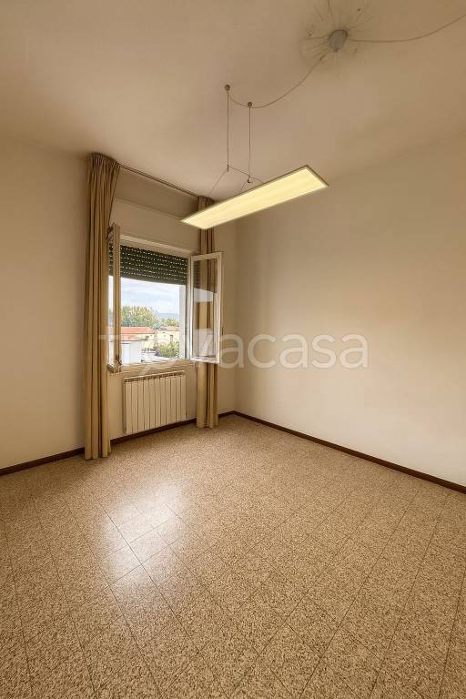 appartamento in vendita a Capannori in zona Segromigno in Monte