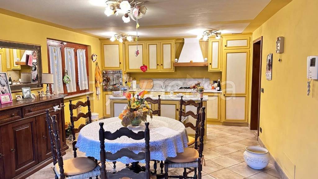 casa indipendente in vendita a Capannori