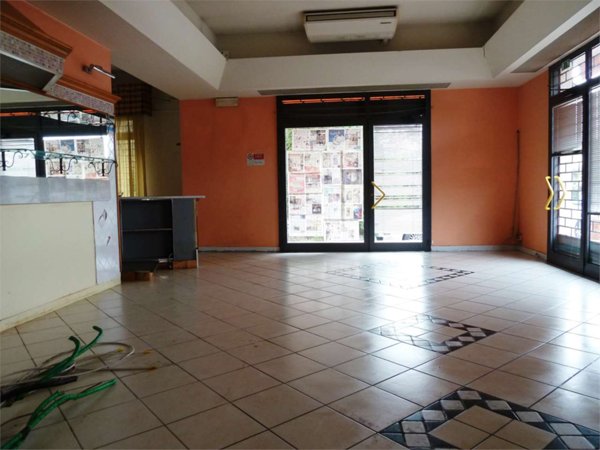 negozio in vendita a Capannori