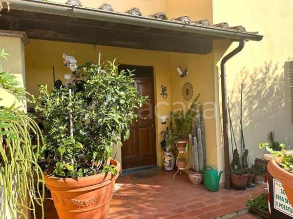 casa indipendente in vendita a Capannori