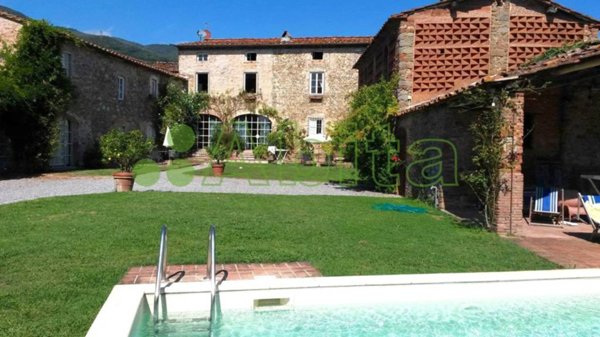 casa indipendente in vendita a Capannori