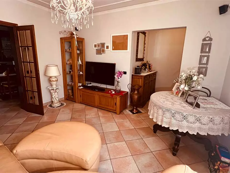 casa indipendente in vendita a Capannori in zona Segromigno in Monte