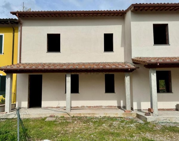 casa indipendente in vendita a Capannori