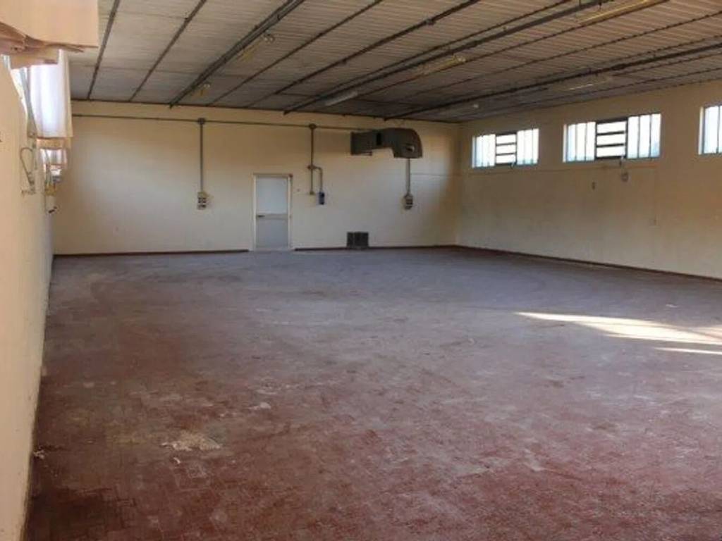 locale commerciale in vendita a Capannori