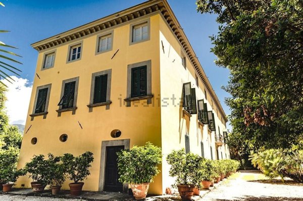 villa in vendita a Capannori