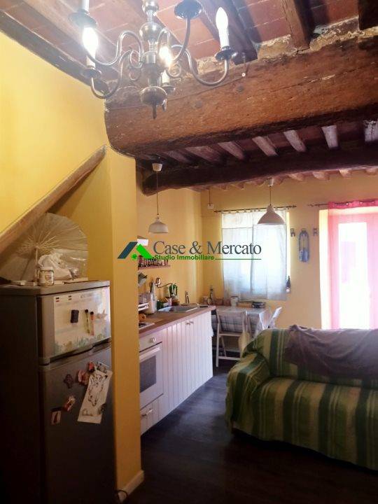 casa indipendente in vendita a Capannori in zona Carraia