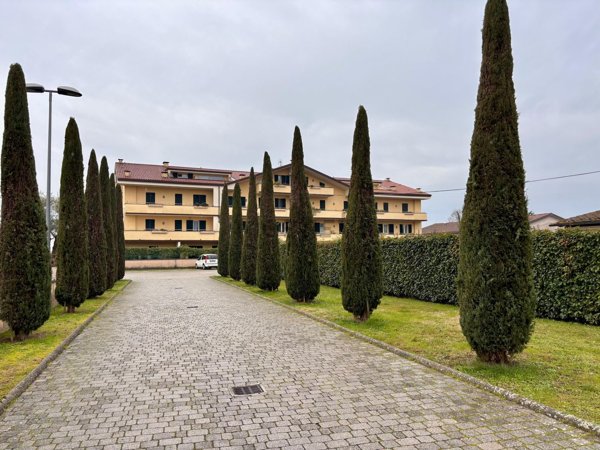 appartamento in vendita a Capannori in zona Marlia