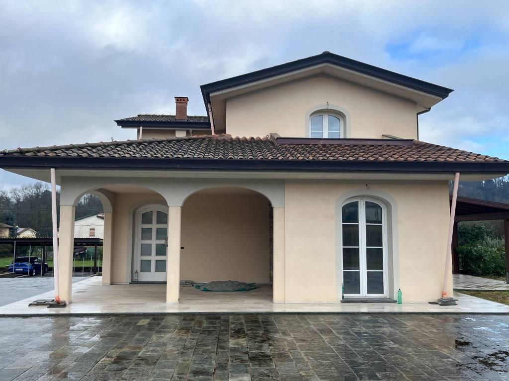 casa indipendente in vendita a Capannori