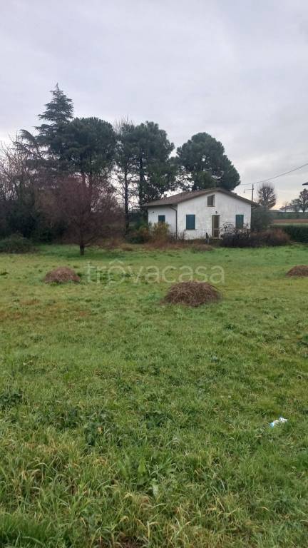 locale commerciale in vendita a Capannori in zona Marlia