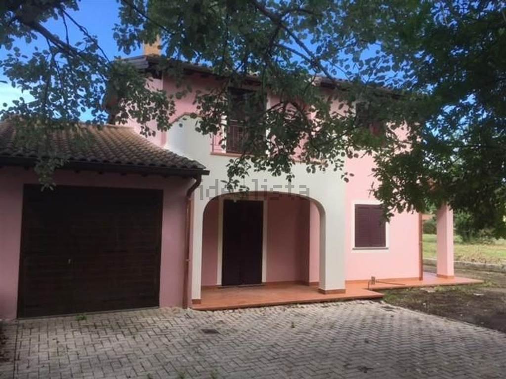 casa indipendente in vendita a Capannori