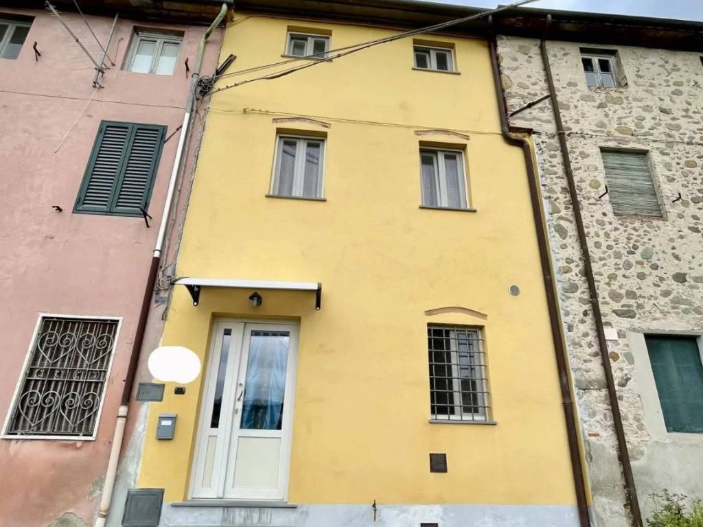 casa indipendente in vendita a Capannori