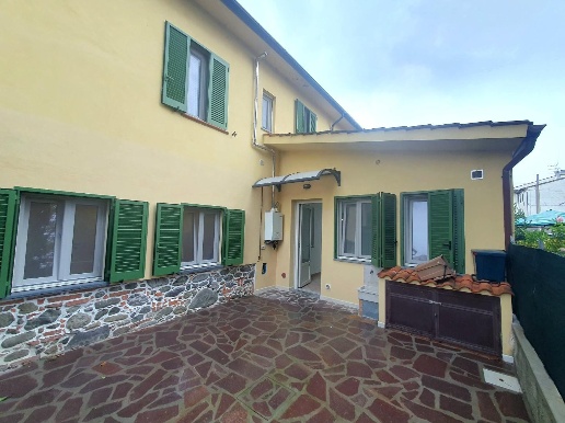 appartamento in vendita a Capannori in zona Lammari