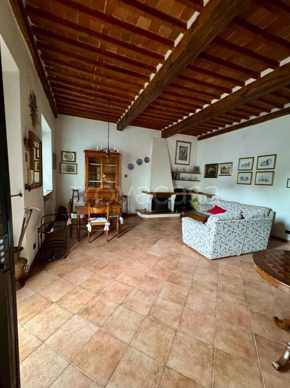 appartamento in vendita a Capannori in zona Lammari