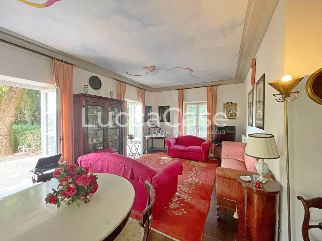 casa indipendente in vendita a Capannori in zona Marlia