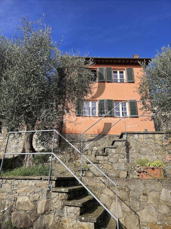 casa indipendente in vendita a Capannori in zona San Gennaro