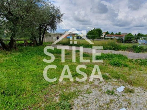 casa indipendente in vendita a Capannori in zona Marlia