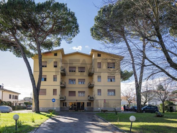 appartamento in vendita a Capannori in zona Lunata